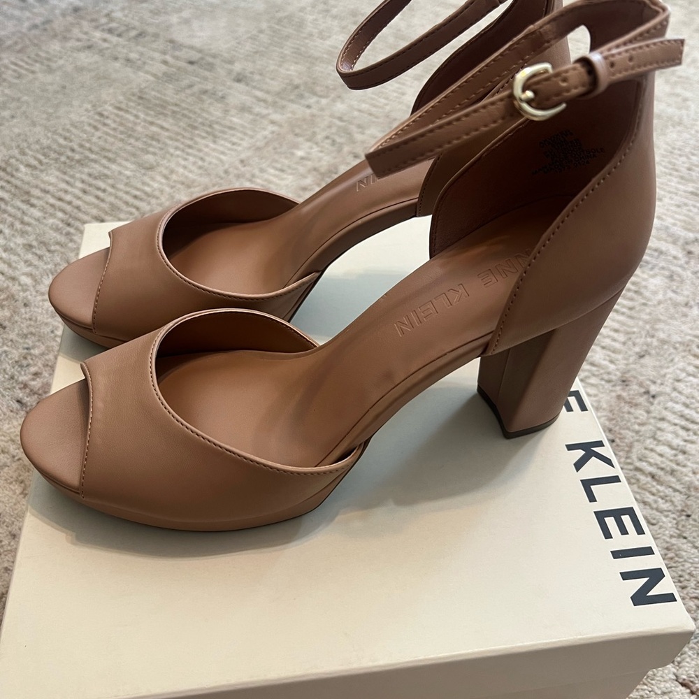Anne Klein Vista Platform Dress Sandals - Picture 4 of 11